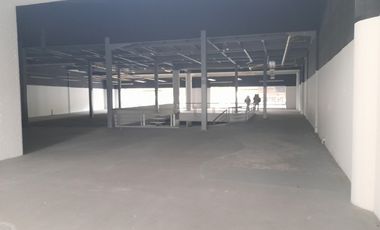 local en arriendo en c.c bima. Cod A51653