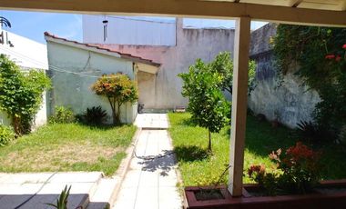 Casa PH en venta en Lanus Este