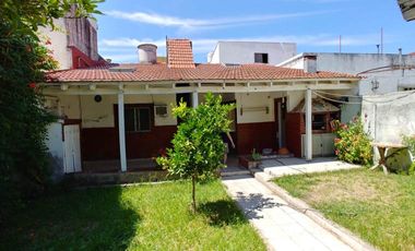 Casa PH en venta en Lanus Este
