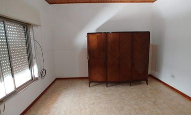 Casa PH en venta en Lanus Este