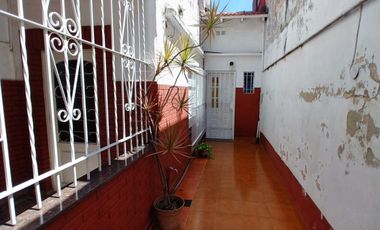 Casa PH en venta en Lanus Este