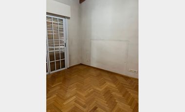 PH en Venta Ramos Mejia / La Matanza (A108 7601)