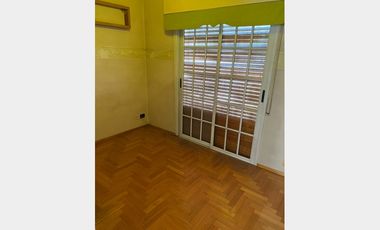 PH en Venta Ramos Mejia / La Matanza (A108 7601)