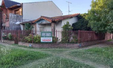 Chalet en venta en Villa Luzuriaga