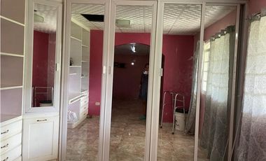 CASA DE 3 HABITACIONES EXCELENTES ACABADOS CHITRE
