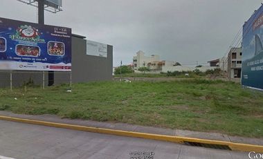 TERRENO COMERCIAL EN RENTA EN COSTA DE ORO 1000 m2