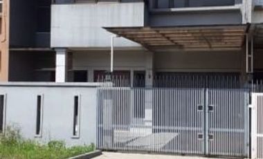 Jual / SEWA Rumah siap huni di Mekarwangi dekat Singgasana pradana, Tol Moh Toha bandung