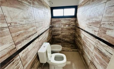 SE VENDE CASA A ESTRENAR ZONA PEKOS