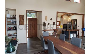 Casa condominio parcelas 3D 2B a 8 km del centro de Pucón, vista al volcán lago