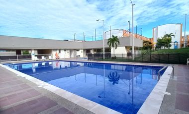 apartamento en arriendo en arboleda del campestre jagua piso. Cod A14108