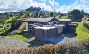 Casa Moderna en venta en Guatape el Peñol
