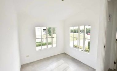 FULLY CONSTRUCTED Alice Model,  Hulugan 3BR House and lot near OKADA Manila and Airport
