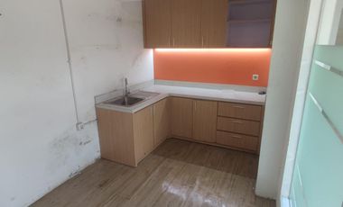Disewakan properti komersial di pusat kota surabaya @ Jl. Raya Darmo
