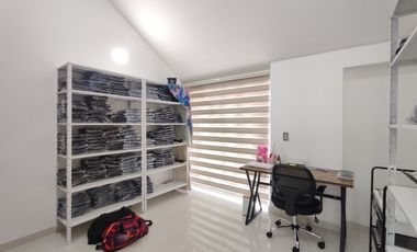 casa en venta en las lomas. Cod V31076