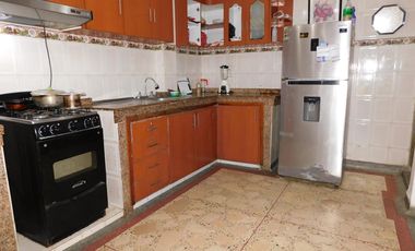 casa en venta en los almendros. Cod V86385