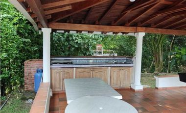 Finca en San Jerónimo en venta.