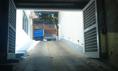 Cochera subterranea segundo subsuelo. Convenientemente ubicada en pleno centro de San Isidro.