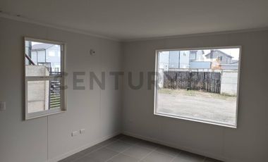 ARRIENDO CASA NUEVA  3D 1B VILLARRICA