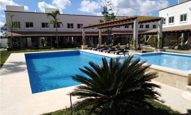 Casa 3 recácamaras, con  alberca en condominio, Xochitepec, Mor.