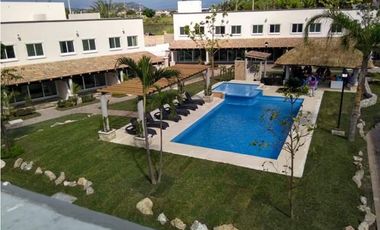 Casa 3 recácamaras, con  alberca en condominio, Xochitepec, Mor.