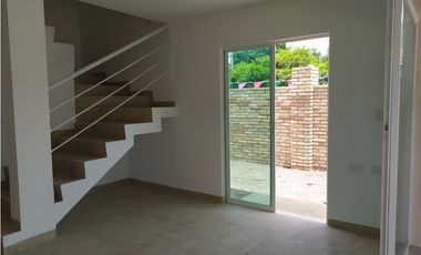 Casa 3 recácamaras, con  alberca en condominio, Xochitepec, Mor.