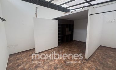 casa en arriendo en  suramérica. Cod A65765