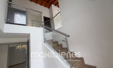 casa en arriendo en  suramérica. Cod A65765