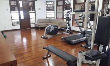 Disewakan Town House Di Area Cipete Dengan Kondisi Semi Furnished Properti HSE-A0358