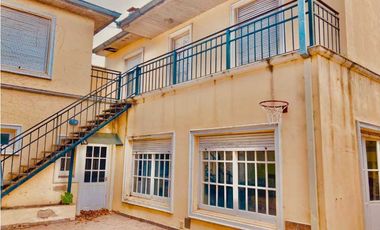 Chalet sobre lote de 328,50m2 en Avenida Champagnat