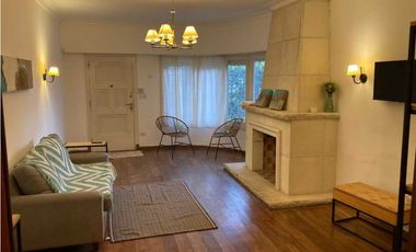 Chalet sobre lote de 328,50m2 en Avenida Champagnat