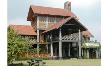 Rumah mewah di Villa Istana Bunga Lembang Bandung Barat