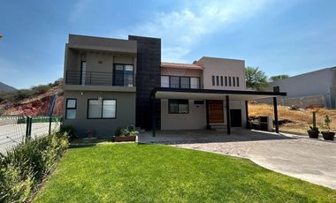 Casa en venta en Altozano El Nuevo, Querétaro