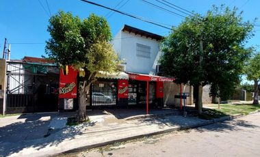 Venta casa local fondo comercio