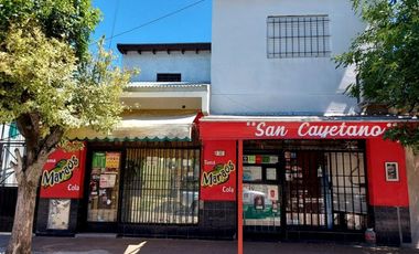 Venta casa local fondo comercio