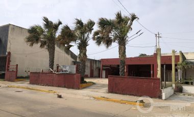 Venta de Terreno de 600 m2 en Av. Nicolás Bravo, Col. Centro, Coatzacoalcos, Ver.