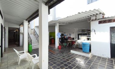 casa-local en venta en la playa. Cod V30831