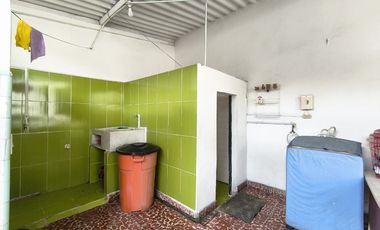 casa-local en venta en la playa. Cod V30831