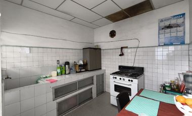 casa-local en venta en la playa. Cod V30831