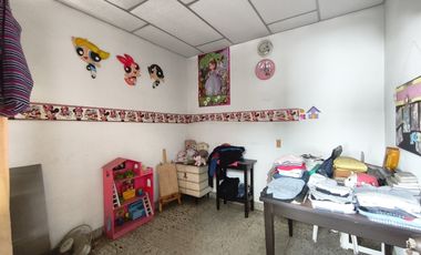 casa-local en venta en la playa. Cod V30831