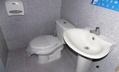 casa-local en arriendo en alto prado. Cod A83104