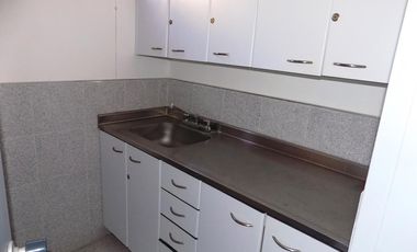 casa-local en arriendo en alto prado. Cod A83104