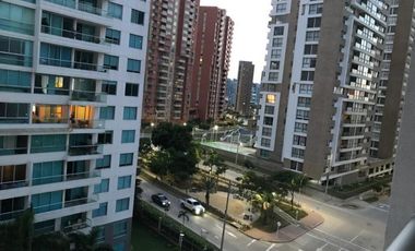 apartamento en arriendo en altos del limón. Cod A13608