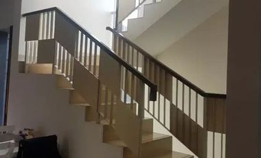 DISEWAKAN RUMAH MINIMALIS SIAP HUNI @ SETRADUTA RESIDENCE