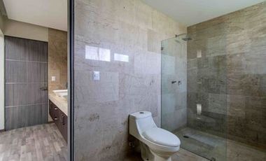 EN VENTA HERMOSA RESIDENCIA  EN BOSQUE ESMERALDA