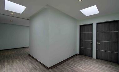 EN VENTA HERMOSA RESIDENCIA  EN BOSQUE ESMERALDA