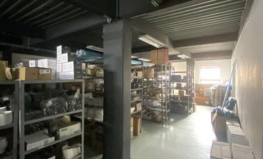 edificio en arriendo en el lago. Cod A70061