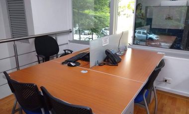 oficina en venta en el poblado. Cod V7866