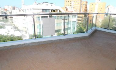 apartamento en arriendo/venta en altos de riomar. Cod V87599
