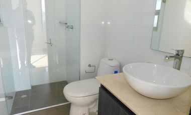 apartamento en arriendo/venta en altos de riomar. Cod V87599