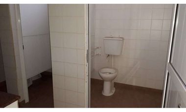 VENDO LOCAL COMERCIAL POR AV URUGUAY (POSADAS-MISIONES)